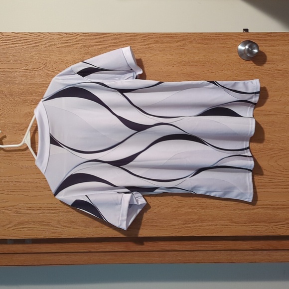 New Without Tags Men's Lightly Designed Polyester Pullover Shirt - Picture 2 of 16